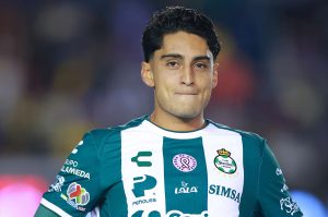 Santiago Naveda ya entrena con su nuevo equipo para el Apertura 2025