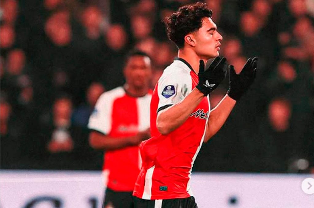 El cuadro del Feyenoord ha decidido prestar a Stephano Carrillo