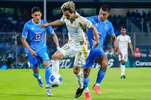 Tigres no quiere a Córdova, lo planea cambiar por un mediocampista de Cruz Azul