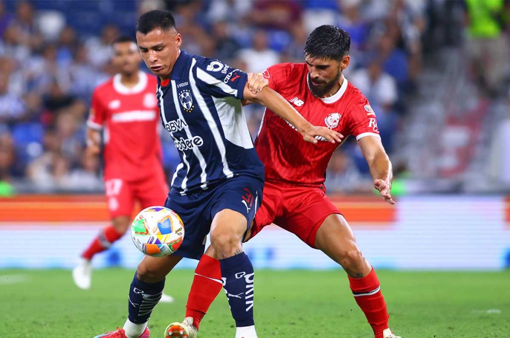 Tras la negativa de Viñas, León cerraría a un delantero de Rayados de Monterrey 0