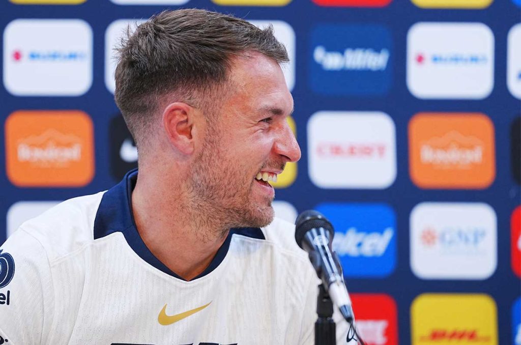 Aaron Ramsey ya entrena al parejo de sus compañeros