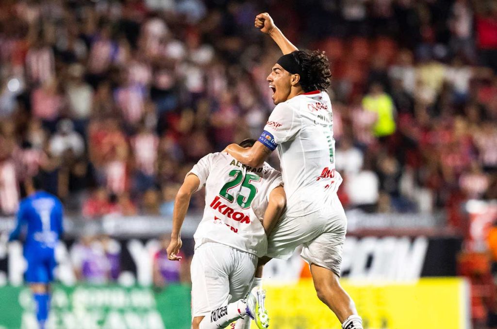 Chivas rescató un agónico empate frente a Tijuana