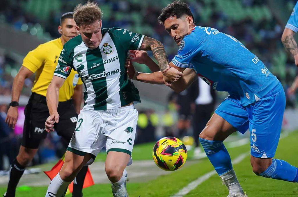 Cruz Azul vs Santos Laguna juegan la Jornada 5 del torneo Apertura 2025 de la Liga MX