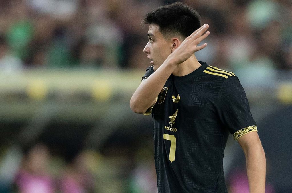 Gilberto Mora es el '10' en el campo para Javier Aguirre y la Selección Mexicana