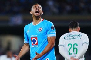 Giorgos Giakoumakis ya arremete contra Cruz Azul “Quería un punto de retorno, saber que el equipo tiene objetivos grandes y realistas, no solo para los medios”