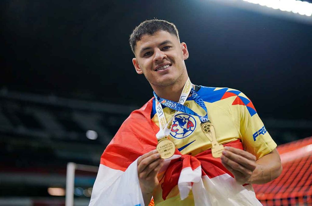 Richard Sánchez como campeón del América