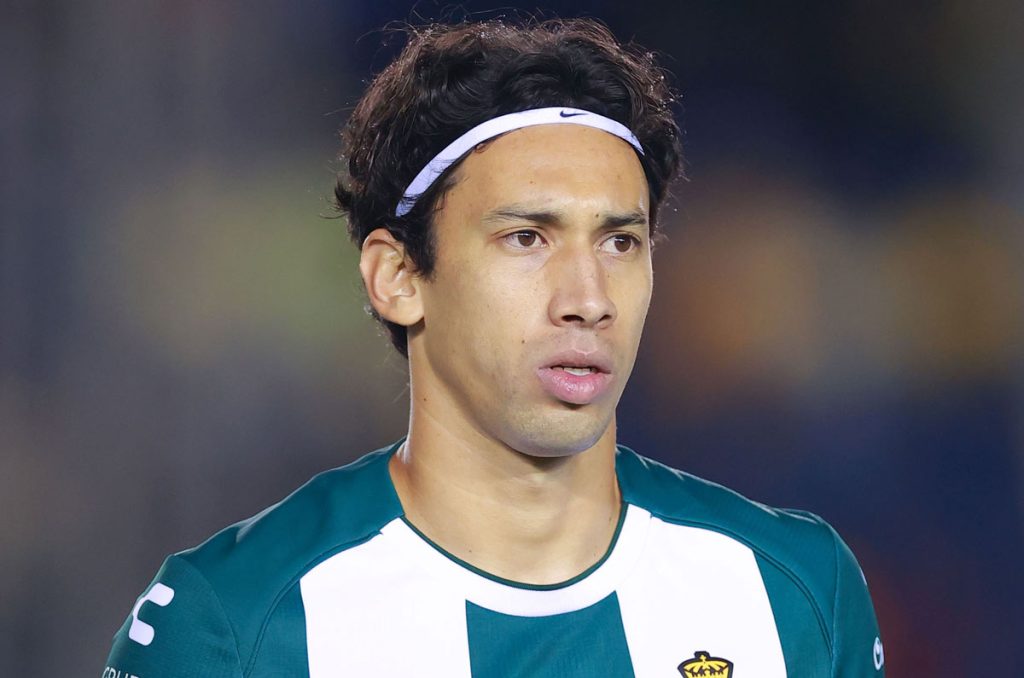 Ismael Govea es baja de Santos Laguna para lo que resta del Apertura 2025