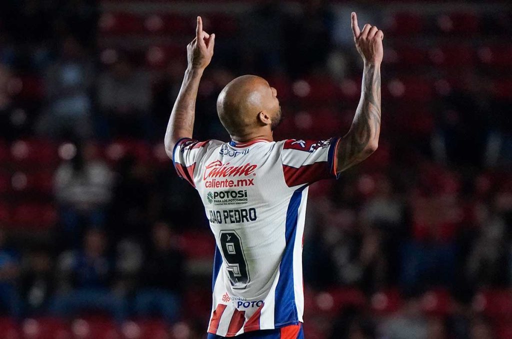 Joao Pedro llega como el máximo goleador de la Liga MX