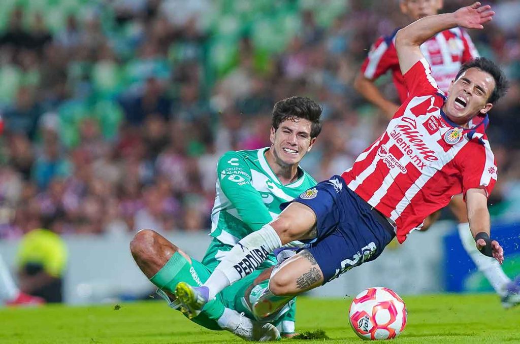 Juárez anula al mejor defensa central de Santos Laguna 0