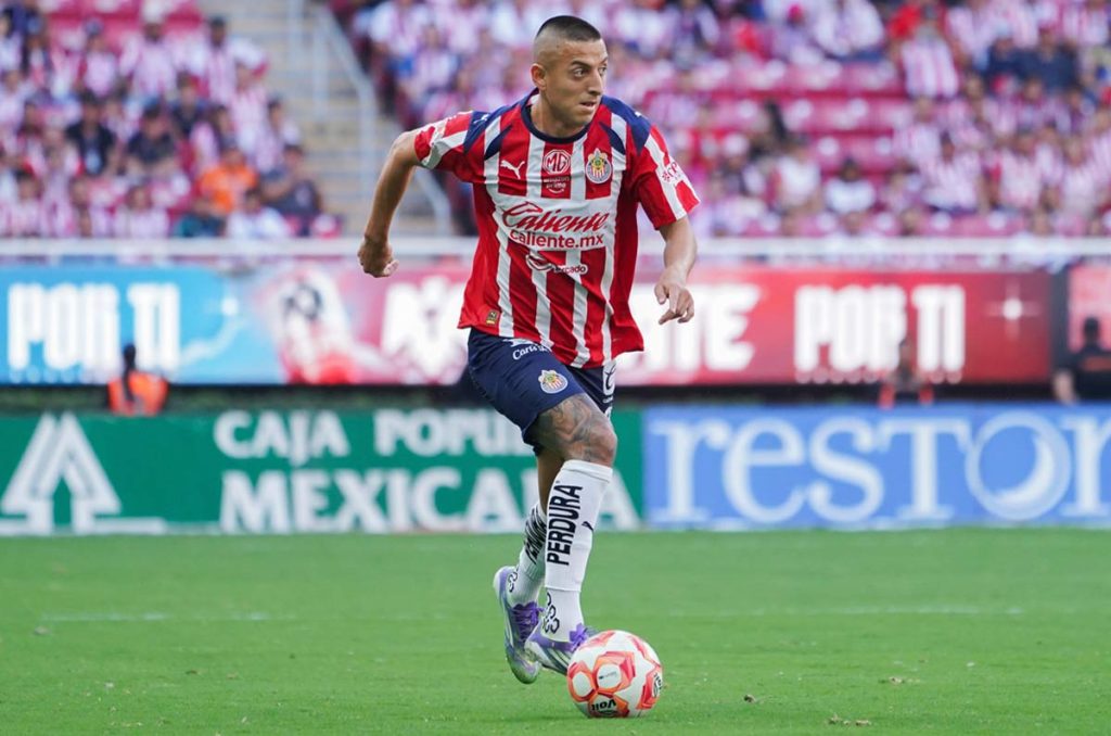 Piojo Alvarado podría ser el nuevo Alexis Vega de las Chivas de Guadalajara