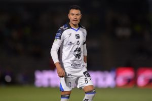 ¡Lágrimas en Querétaro! Emotiva renovación de Pablo Barrera, que esconde su retiro