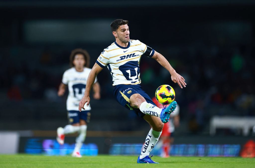 Lisandro Magallán no está teniendo un gran nivel en Argentina