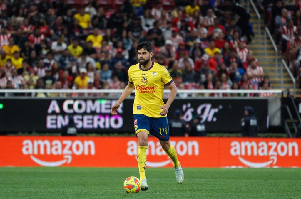 Néstor Araujo está totalmente borrado en América pero sigue cobrando su alto salario