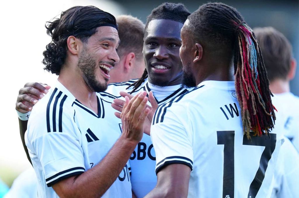 Nueva arma de Raúl Jiménez con Fulham y Selección Mexicana; se hace especialista en tiros libres