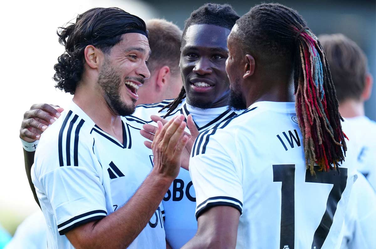 Nueva arma de Raúl Jiménez con Fulham y Selección Mexicana; se hace especialista en tiros libres