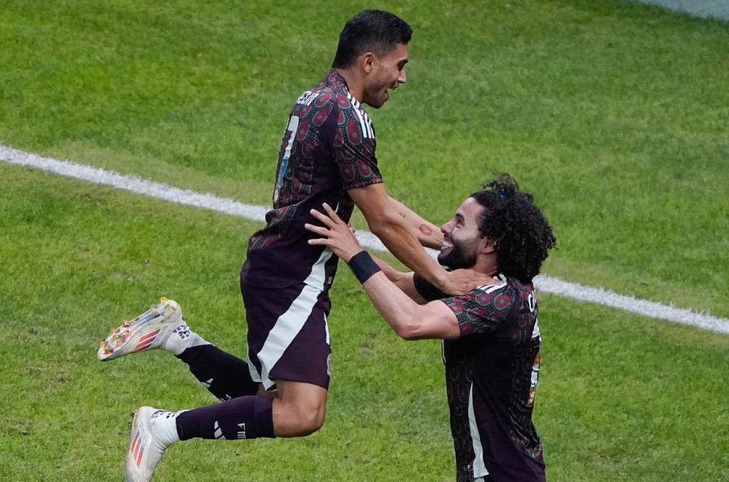 Orbelín Pineda y Chino Huerta está en el radar de Rayados de Monterrey