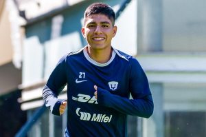 Pumas renueva contrato de Piero Quispe