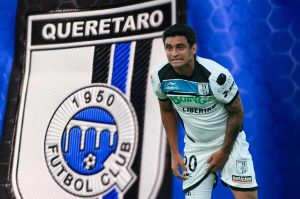 Qué fue de Carlos Bueno, el legendario goleador y capitán en Gallos de Querétaro