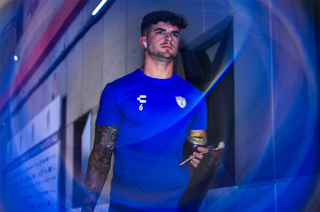Santiago Homenchenko, nuevo futbolista de Gallos de Querétaro