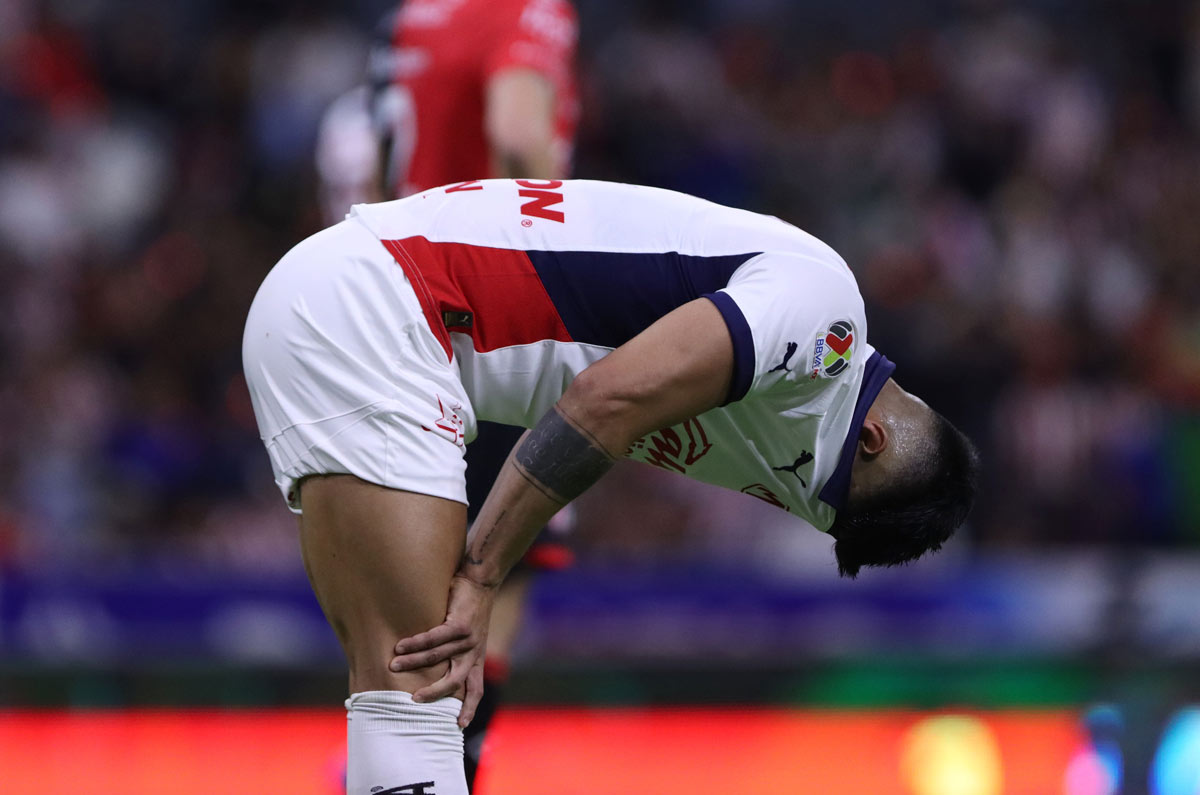 alan-pulido-se-va-de-chivas