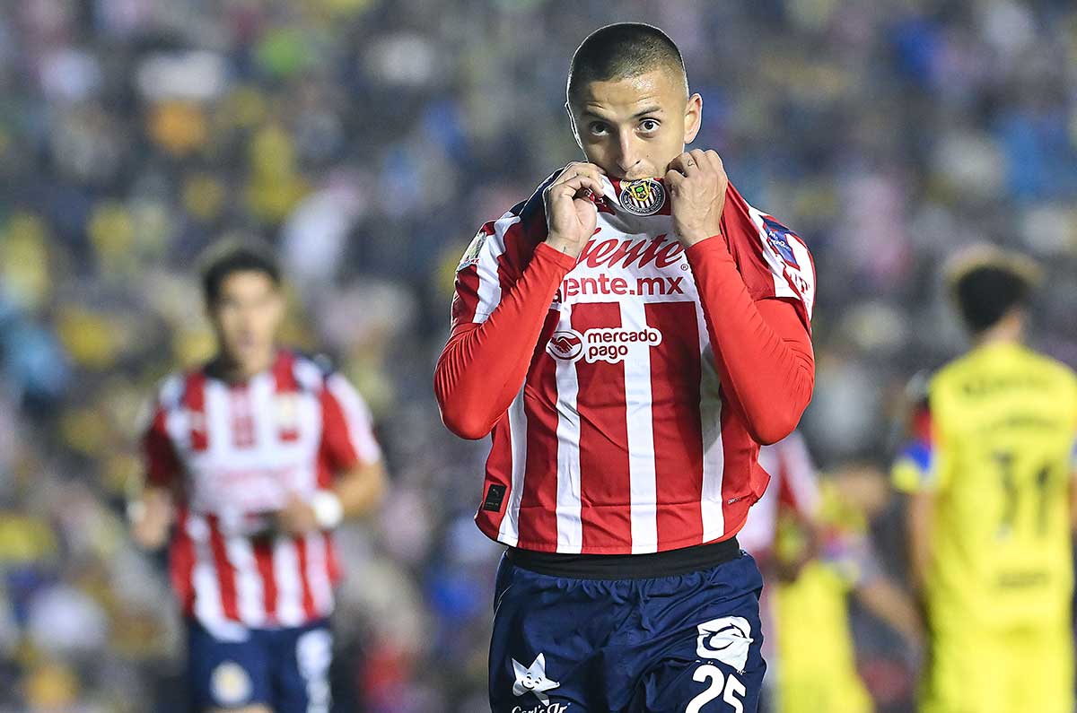 América sufrió doble batacazo de Chivas en menos de 48 horas