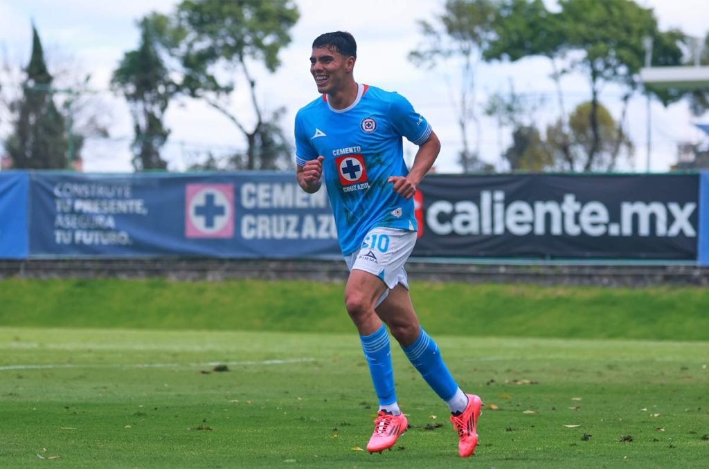 Bryan Gamboa quiere ser el delantero emergente en Cruz Azul este Apertura 2025