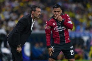 Diego Cocca puede definir su primera baja en Atlas tras el partido ante Santos