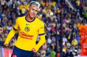 El reemplazo del Chicote Calderón no ha logrado rendir en América