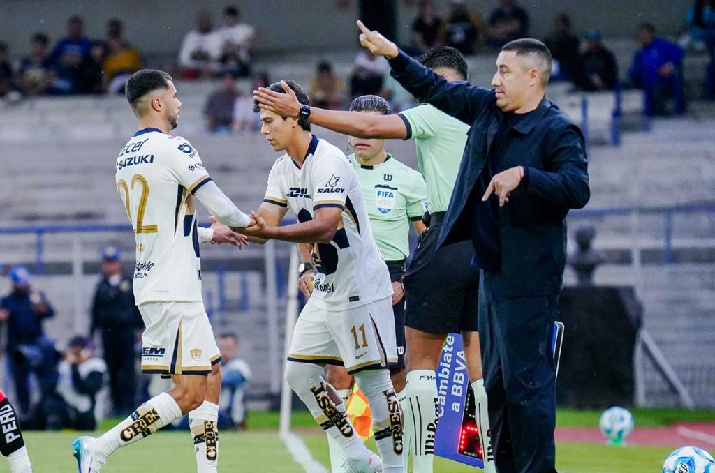 El único delantero que ha fichado Pumas es José Juan Macías