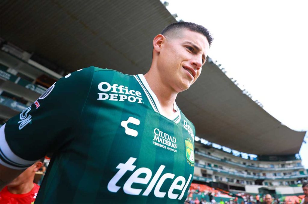 James Rodríguez se niega a jugar en pasto sintético