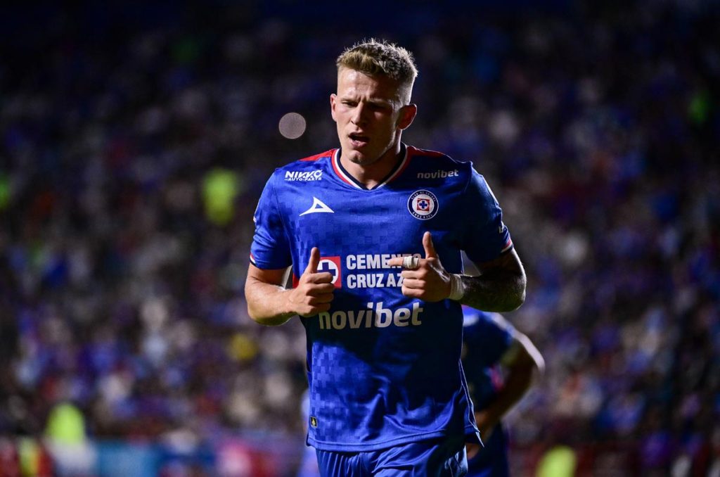 Mateusz Bogusz de Cruz Azul es buscado por la Bundesliga