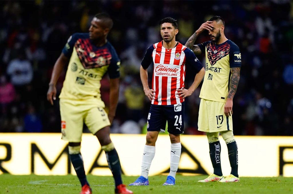 Oribe Peralta no pudo rendir en las Chivas de Guadalajara