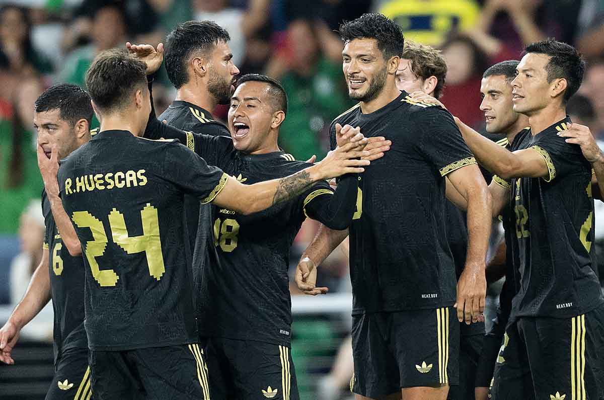 Raúl Jiménez marca ante Corea del Sur y acecha el récord de Chicharito