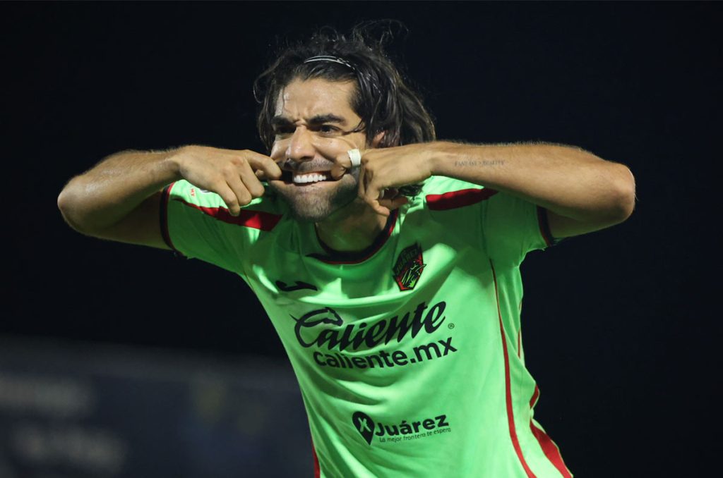 Rodolfo Pizarro parece tomar su última oportunidad en Juárez