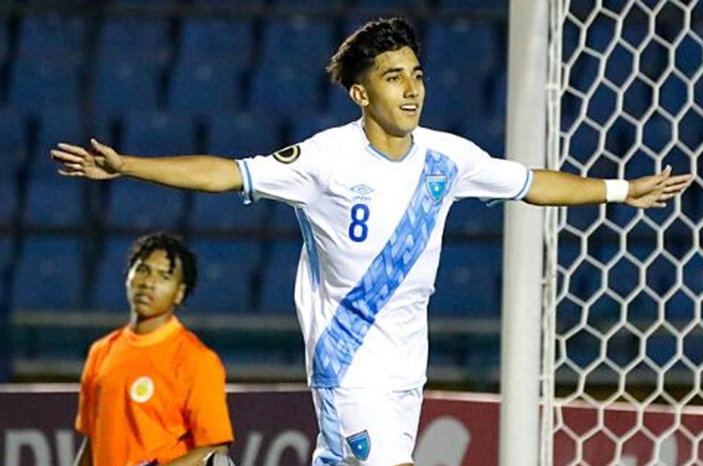 Santiago Garzaro Machón, jugador de Guatemala que está a prueba con León