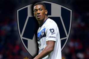 ¡Si apenas llegó! Anthony Martial, el principal señalado en la goleada a Rayados