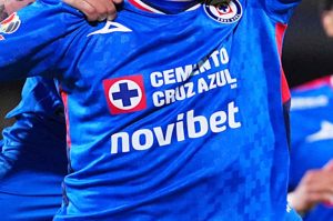 Sin buscar, Cruz Azul encontró un nuevo goleador en el Apertura 2025