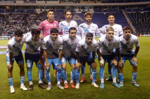 Ángel Araos, Franco Moyano y otros 4 jugadores, separados en Puebla