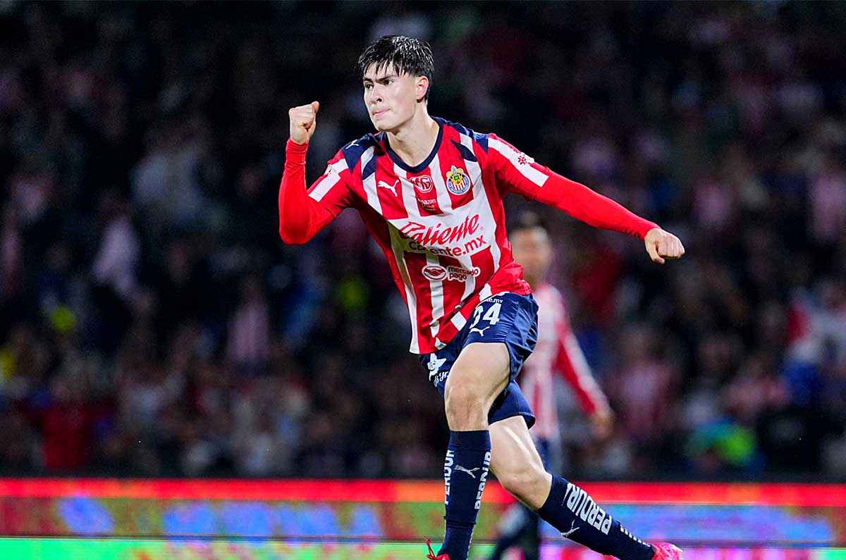 Armando González se ha convertido en el hombre gol de Chivas