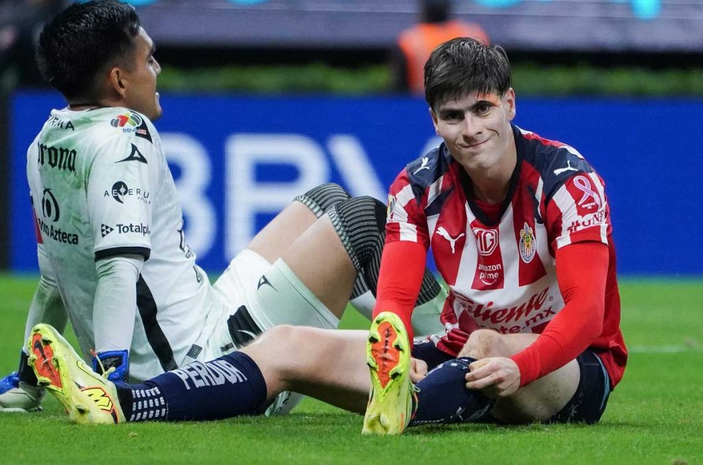 Hormiga González tiene sondeos de otras latitudes para irse de Chivas
