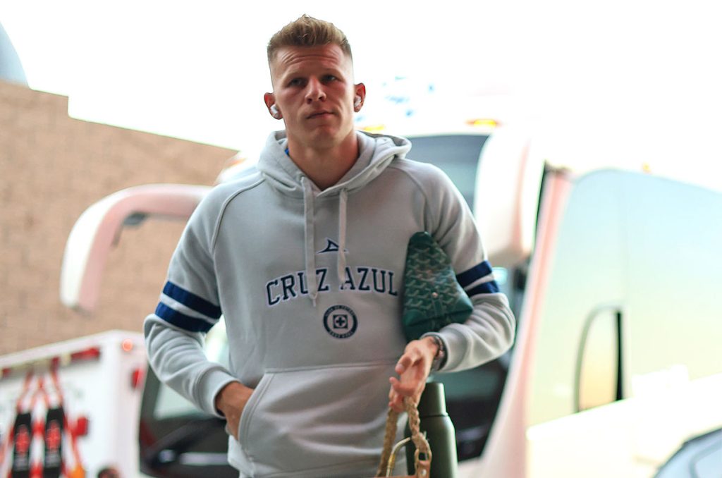 Mateusz Bogusz NO está transferible en Cruz Azul