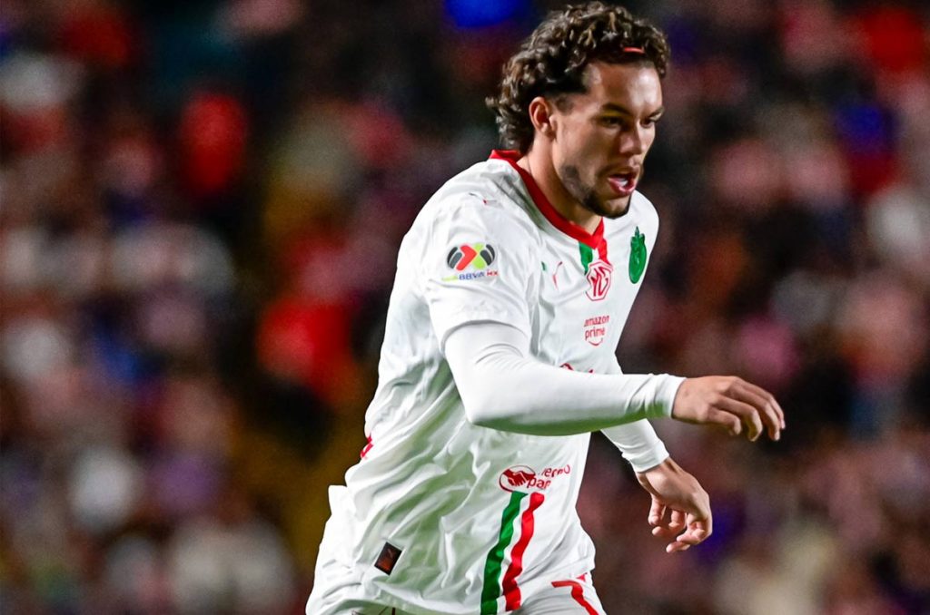 Cade Cowell puede salir de las Chivas