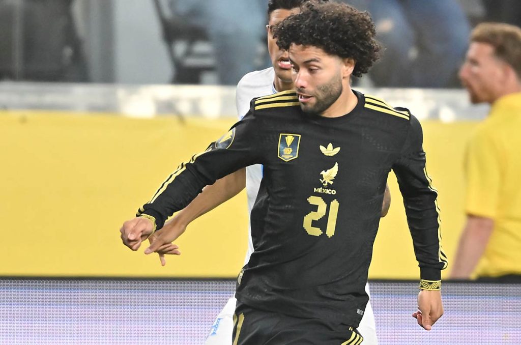 Chino Huerta no despega en el Anderlecht y la Selección Mexicana