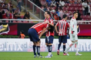 Chivas busca renovar a su joya y le pone cláusula de salida