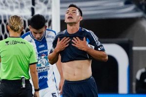 Chucky Lozano podría salir de San Diego