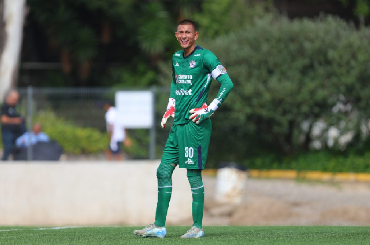 ¿Y Kevin Mier? Cruz Azul contempla a Emmanuel Ochoa como titular