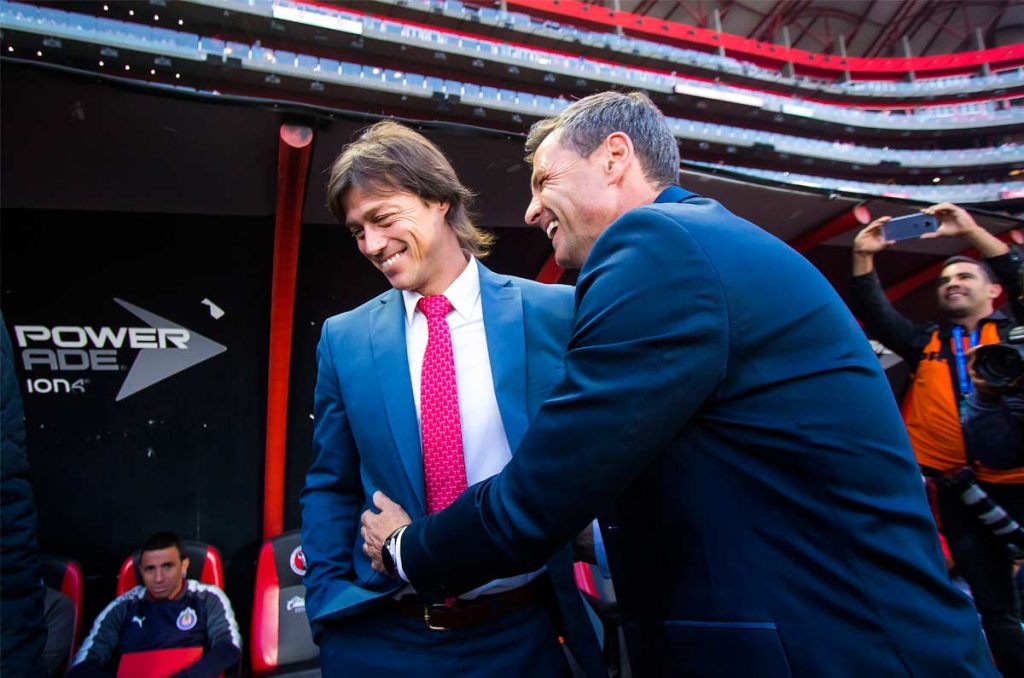 En su momento, Diego Cocca venció a las Chivas de Matías Almeyda