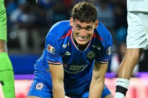 Dramático desplome de Jesús Orozco Chiquete en Cruz Azul
