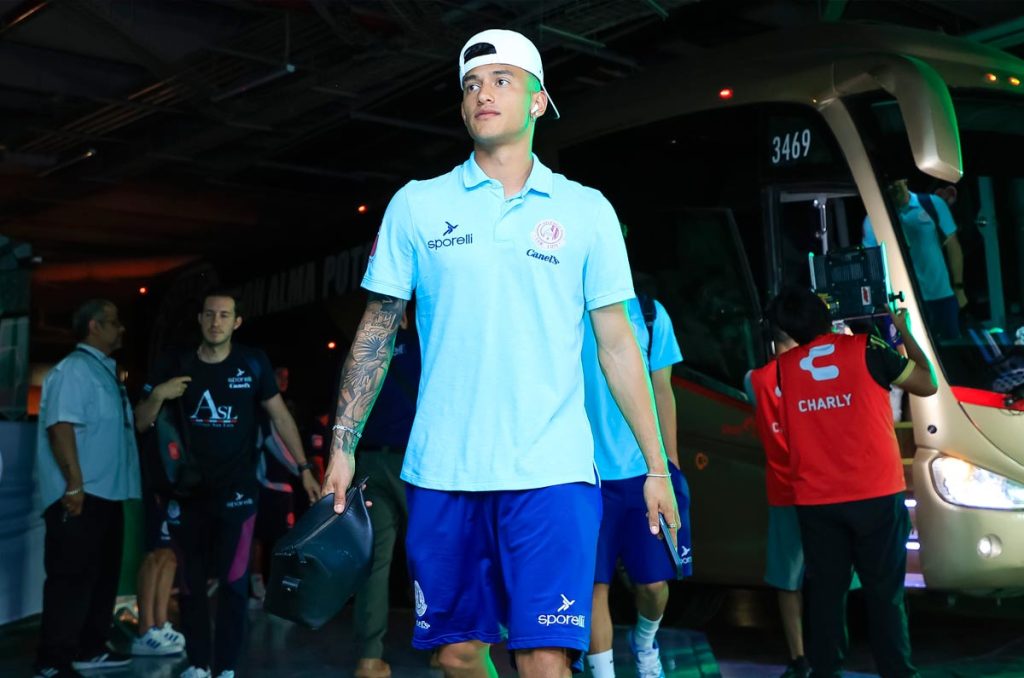 Eduardo Águila vuelve a sonar para las Chivas de Guadalajara