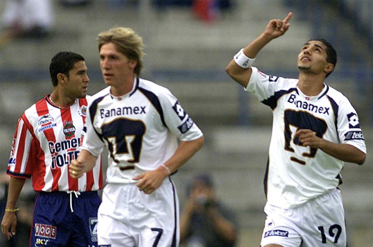 El día que Pumas humilló a Chivas 7-1 con Hat-Trick de Mariano Trujillo